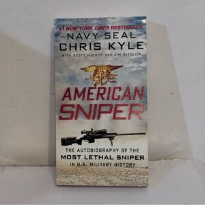 American Sniper by Chris Kyle paperback book